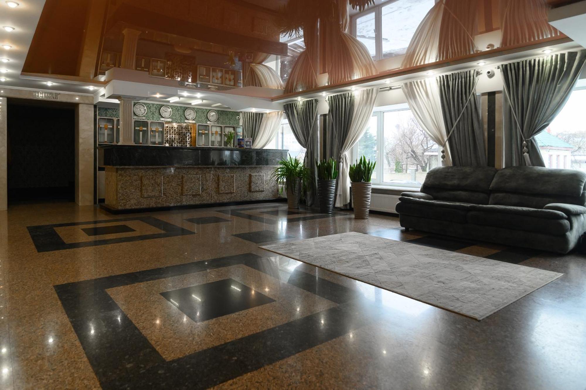 Cherkasy Palace Buitenkant foto
